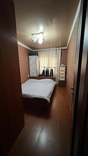 юг 2 мкр: 3 комнаты, 58 м², Индивидуалка, 2 этаж, Старый ремонт — 2