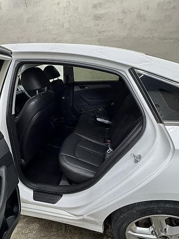 Hyundai Sonata: 2020 г., 2 л, Автомат, Газ, Седан — 5