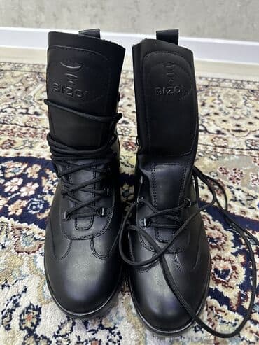 Ботинки: Продаю берцы Производство Россия Размер 43 С натуральным мехом и — 1