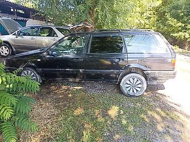 Транспорт: Volkswagen Passat Variant: 1990 г., 1.8 л, Механика, Универсал — 3