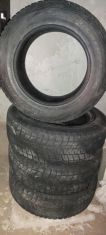 65: Шины 235 / 65 / R 17, Зима, Б/у, Комплект, Внедорожные (АТ/МТ), Япония, Bridgestone — 6