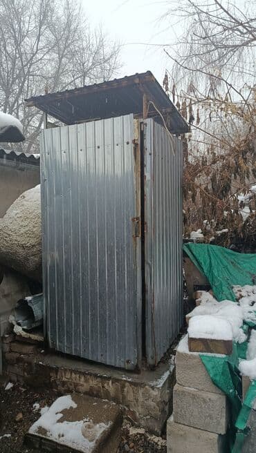 Туалетная кабинка, будка, Материал: Металл