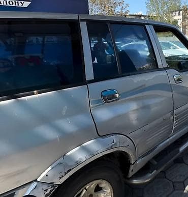 салквн тор: Ssangyong Musso: 1995 г., Ручные, Внедорожник — 2