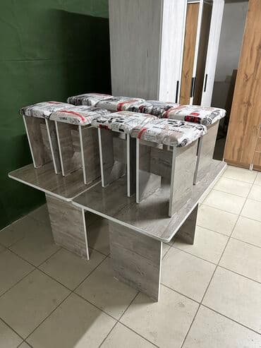 Стол табуретки