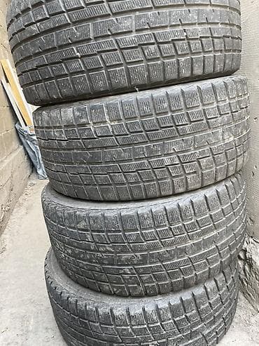 pirelli p zero: Комплект зимних шин, 4 шт. 245/40/19. Yokohama — 1