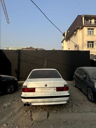 runx alex: BMW 5 series: 1991 г., 2.5 л, Механика, Бензиновая, Седан — 1