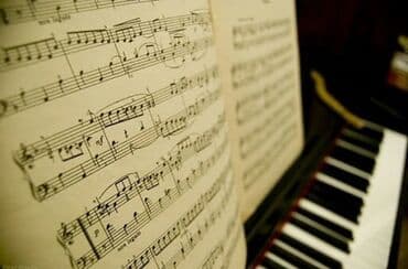 обучение фортепиано: Уроки игры на фортепиано Онлайн, дистанционное, Офлайн, Индивидуальное — 1