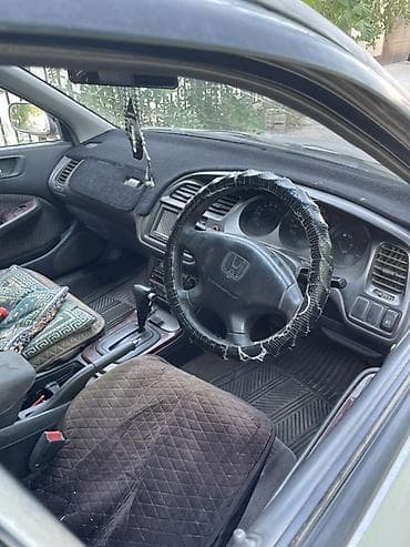 windom 2003: Honda Accord: 2001 г., 2 л, Автомат, Бензин, Седан — 5