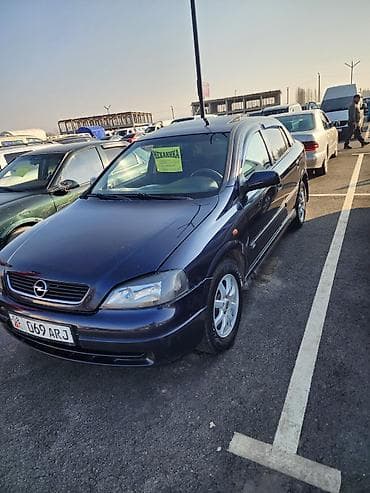 sm x: Opel Astra: 1998 г., Механика, Хэтчбэк — 2