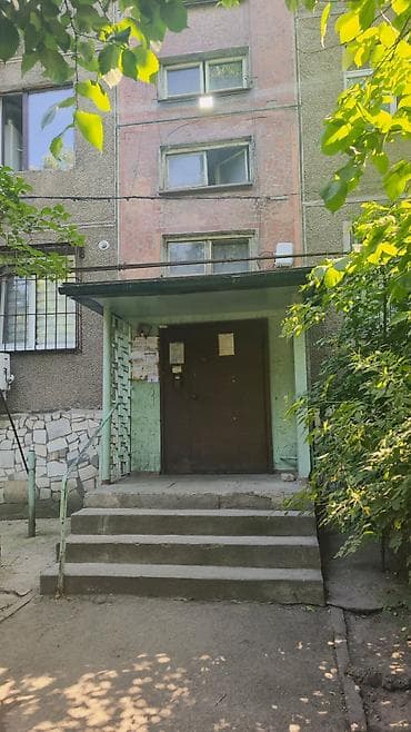 1: 2 комнаты, 43 м², 104 серия, 1 этаж, Косметический ремонт — 9