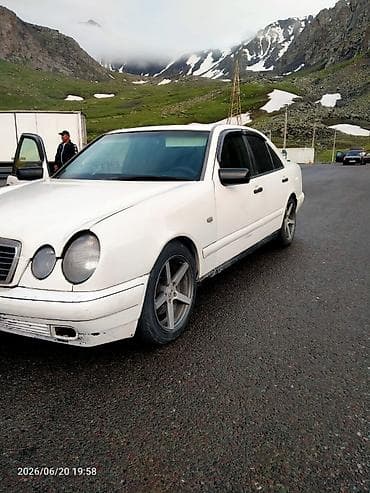 порш авто: Mercedes-Benz E-Class: 1995 г., 3.2 л, Автомат, Газ, Седан — 3