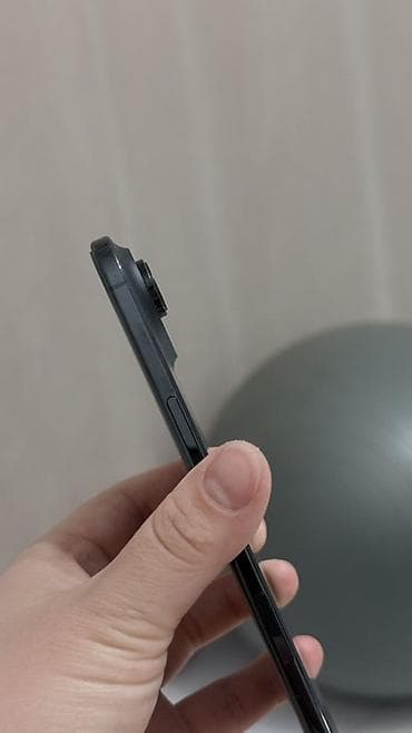 hoco ew50: IPhone 17, Б/у, 256 ГБ, Черный, Защитное стекло, 100 % — 4