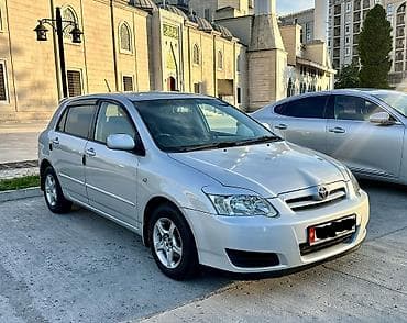 Toyota Corolla: 2003 г., 1.5 л, Автомат, Бензин, Хэтчбэк