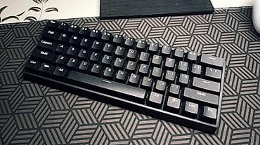 trigger: Продаю мощный сет периферии лотом 📦 В комплекте: ⌨️ Клавиатура: Aula — 2
