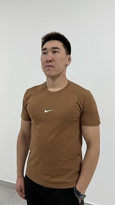 Мужская футболка, M, L, XL, Nike, Новый, цвет - Коричневый, Самовывоз, Бесплатная доставка, Платная доставка