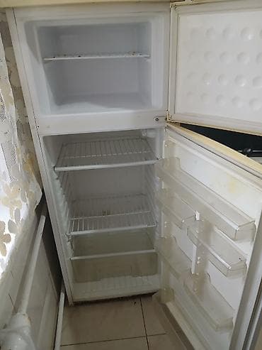 ящик холодильник: Холодильник Beko, Двухкамерный — 2