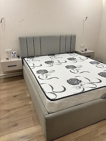 Новый!!! Кровать с мягким изголовьем + Новый матрас - Современная