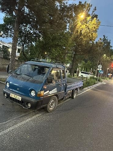 Hyundai Porter: 2002 г., 2.5 л, Механика, Дизель