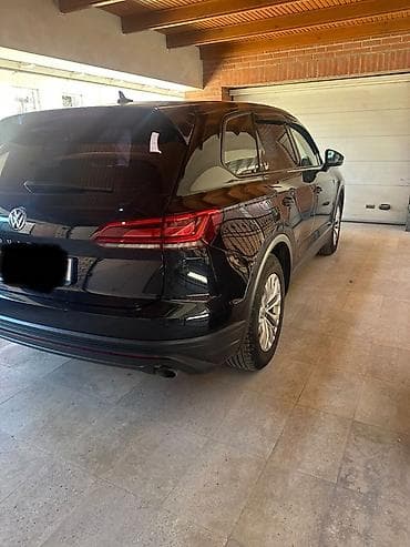 Volkswagen Touareg: 2018 г., 2 л, Автомат, Бензин, Кроссовер — 2