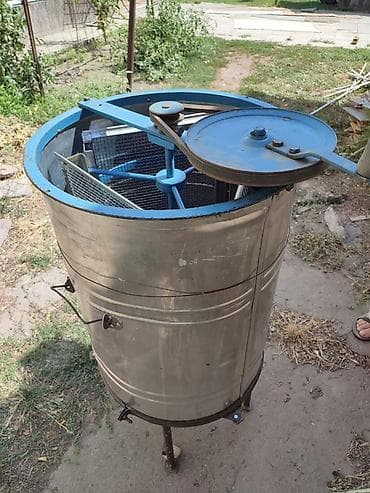 Медогонка радиальная с ручным приводом - Тип: радиальная, на 4–6 at lalafo.kg Медогонка радиальная с ручным приводом - Тип: радиальная, на 4–6