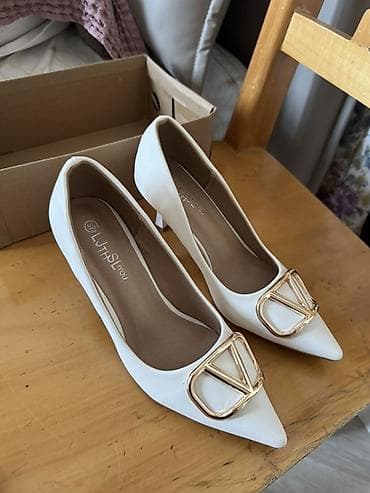 Новые каблуки молочного цвета (размер не подошел ) 37 размер Каблук 6