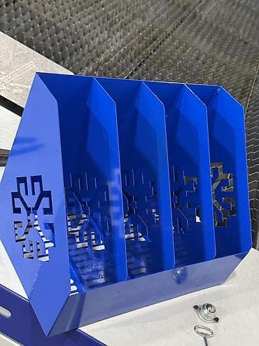 Металлические изделия для интерьеров и общественных пространств -