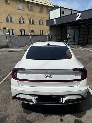 fast: Hyundai Sonata: 2021 г., 2 л, Автомат, Газ, Седан — 3