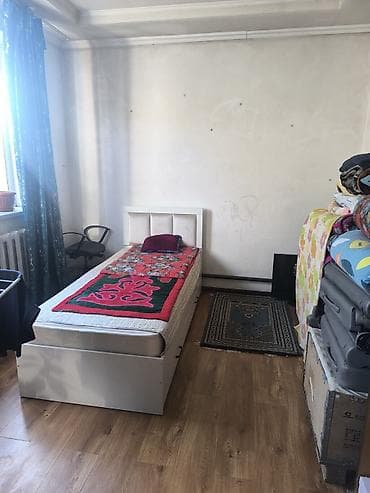 дома в пригороде: Продаётся кирпичный дом с мансардным этажом,и подвальное помещения — 10