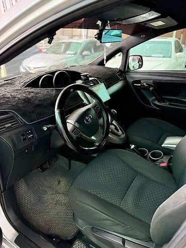 lada prior: Toyota Verso: 2009 г., 1.8 л, Вариатор, Бензин, Минивэн — 6