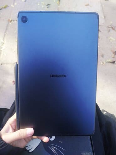 bluetooth клавиатура и мышь для телефона: Планшет, Samsung, 10" - 11", 4G (LTE), Б/у, Классический цвет - Черный — 1