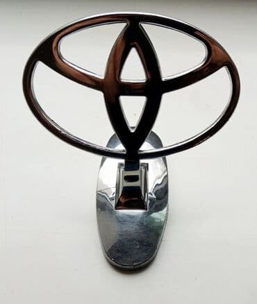 наклейки на авто моменто море: Значок Toyota на ножке для установки на капот — 2
