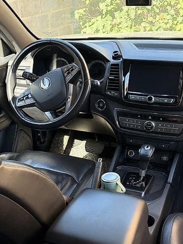 2019: Ssangyong Rexton Khan: 2019 г., 2.2 л, Автомат, Дизель, Пикап — 4