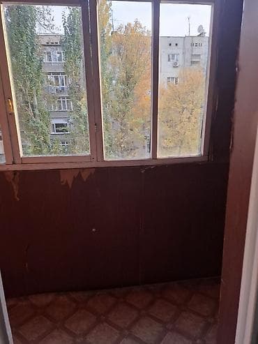 Коммерческая недвижимость: 1 комната, 35 м², Индивидуалка, 3 этаж, Старый ремонт — 2