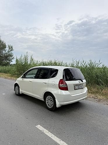 Honda Fit: 2003 г., 1.3 л, Автомат, Бензин, Хетчбек — 3