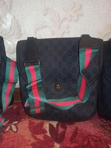 luis vitton: Сумки через плечо с узнаваемым монограммным принтом. Модели: - — 2