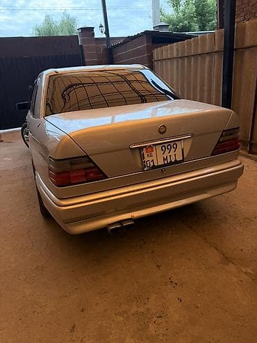 fit 2008: Mercedes-Benz W124: 1995 г., 3.2 л, Автомат, Бензин, Седан — 2