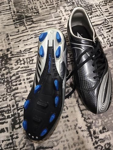 военный обувь: Футбольные бутсы Umbro - Тип: бутсы с литой подошвой (FG) для — 1
