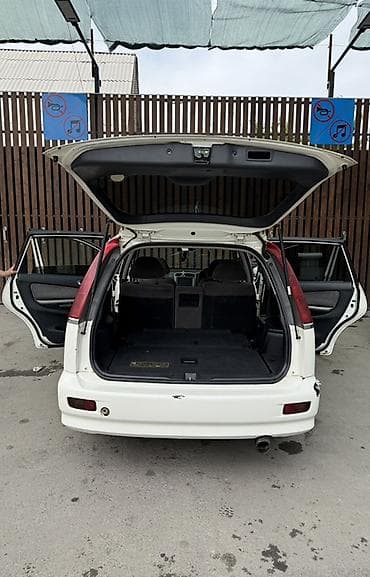honda stream двер: Honda Stream: 2002 г., 1.7 л, Автомат, Бензин, Универсал — 7