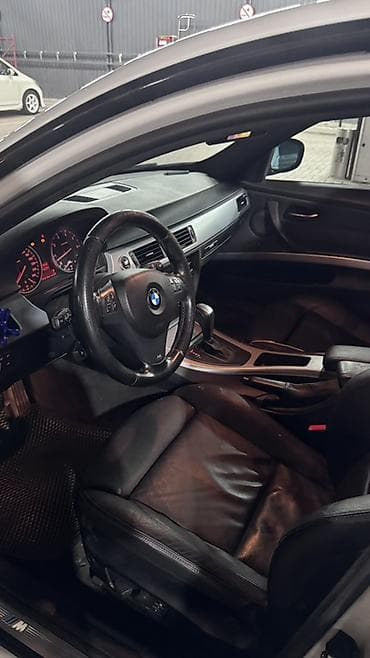люк bmw: BMW 3 series: 2010 г., 2 л — 9