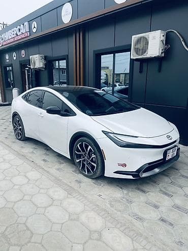 Toyota Prius: 2024 г., 2 л, Вариатор, Гибрид, Лифтбек — 5