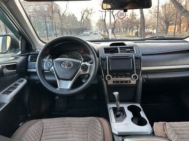 срочно продам авто в связи с переездом: Toyota Camry: 2012 г., 2.5 л, Автомат, Бензиновая, Седан — 6
