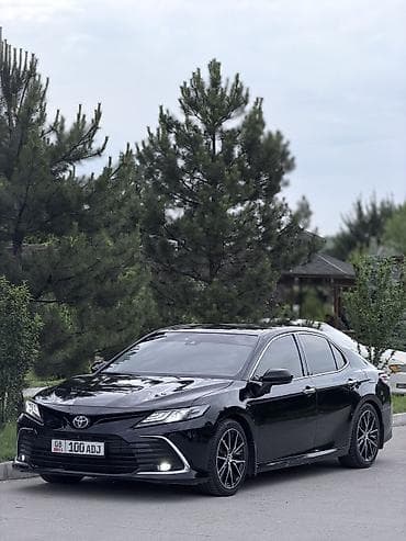 Toyota Camry: 2020 г., 3.5 л, Автомат, Бензин, Седан