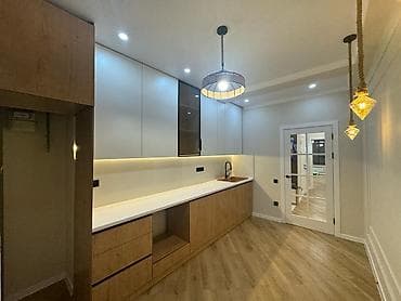 red centr: 3 комнаты, 80 м², Элитка, 9 этаж, Дизайнерский ремонт — 1