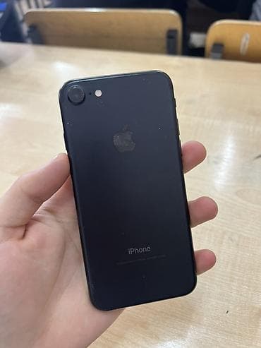 i7 10: IPhone 7, Б/у, 32 ГБ, Черный, 73 % — 2