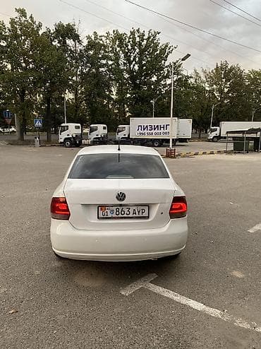 Volkswagen Polo: 2014 г., 1.6 л, Автомат, Седан — 4