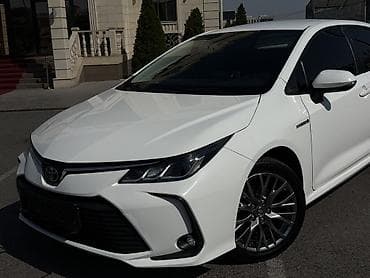 byd plus: Toyota Corolla: 2019 г., 1.8 л, Вариатор, Гибрид, Седан — 2