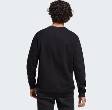 Толстовки: Adidas. Уютный пуловер, отражающий наследие adidas. Логотип — 2