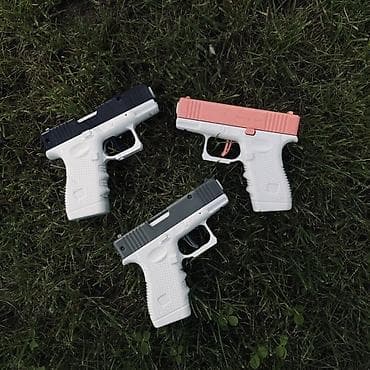Игрушки: Водяные игрушечные пистолеты в виде Glock-19, в 3ех разных расцветках — 1