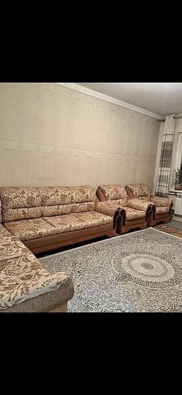 Батирлер: Сдаётся 2‑комнатная квартира с отдельной кухней и застеклённой — 1