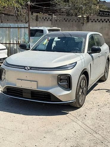 geely e5: Changan : 2026 г., 1.5 л, Автомат, Гибрид, Внедорожник — 1